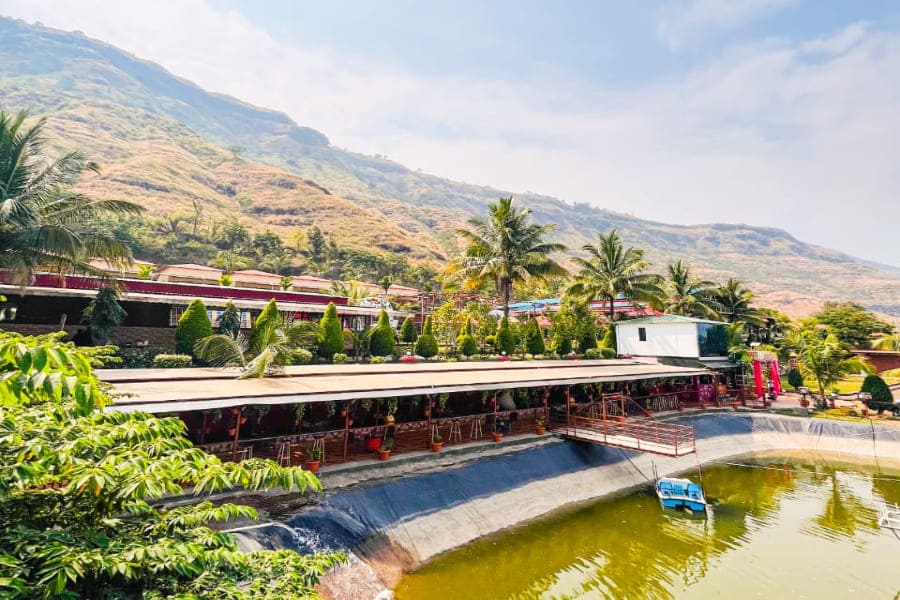 Luxury resort in wai Satara