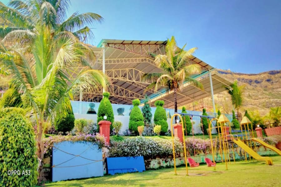 Luxury resort in wai Satara