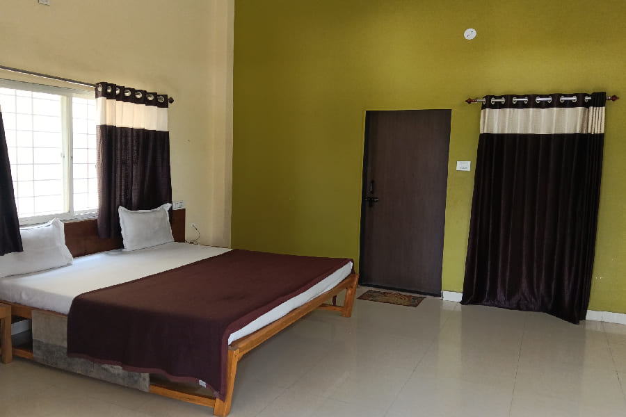 Super deluxe room in Mahabaleshwar
